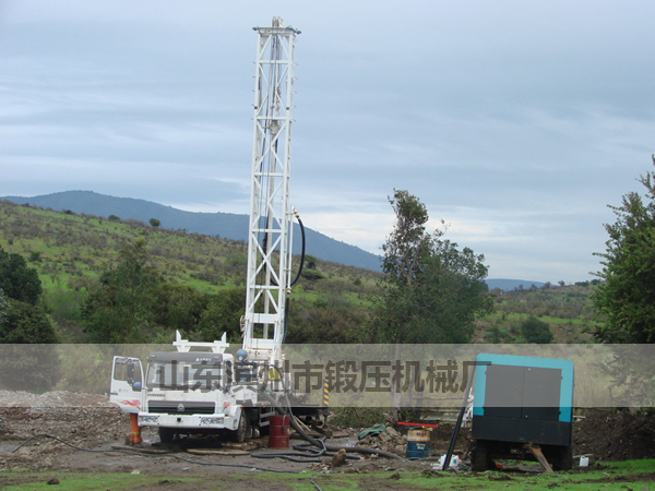 BZC350ZYII钻机在智利施工现场